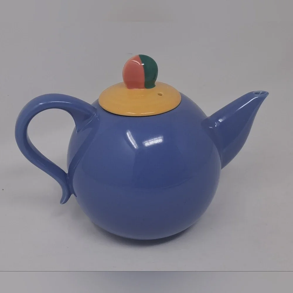 Lindt Stymeist Teapot Kitchen Coffee Colorways Blue Oval Japan Vintage 80s 90s
